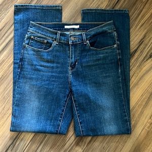 Levi’s classic boot size 4